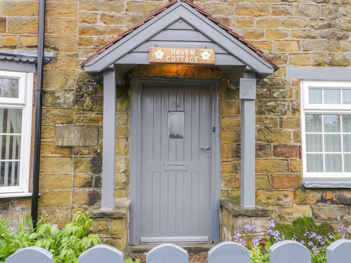 11A High Street Villa Scarborough Buitenkant foto